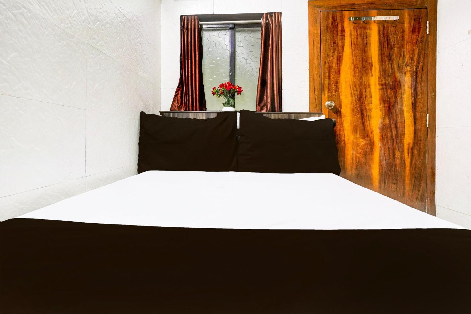 Super Hotel O Dombivali Formerly Pk Lodging Dombivli Екстериор снимка