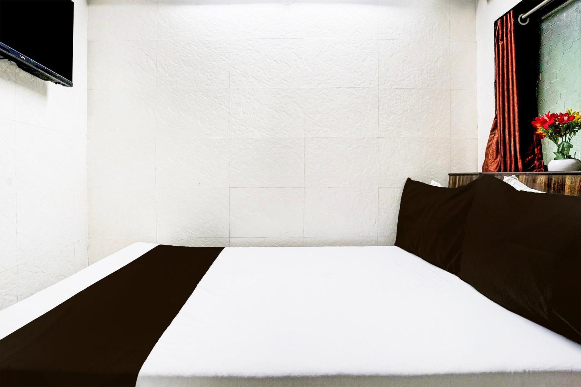 Super Hotel O Dombivali Formerly Pk Lodging Dombivli Екстериор снимка