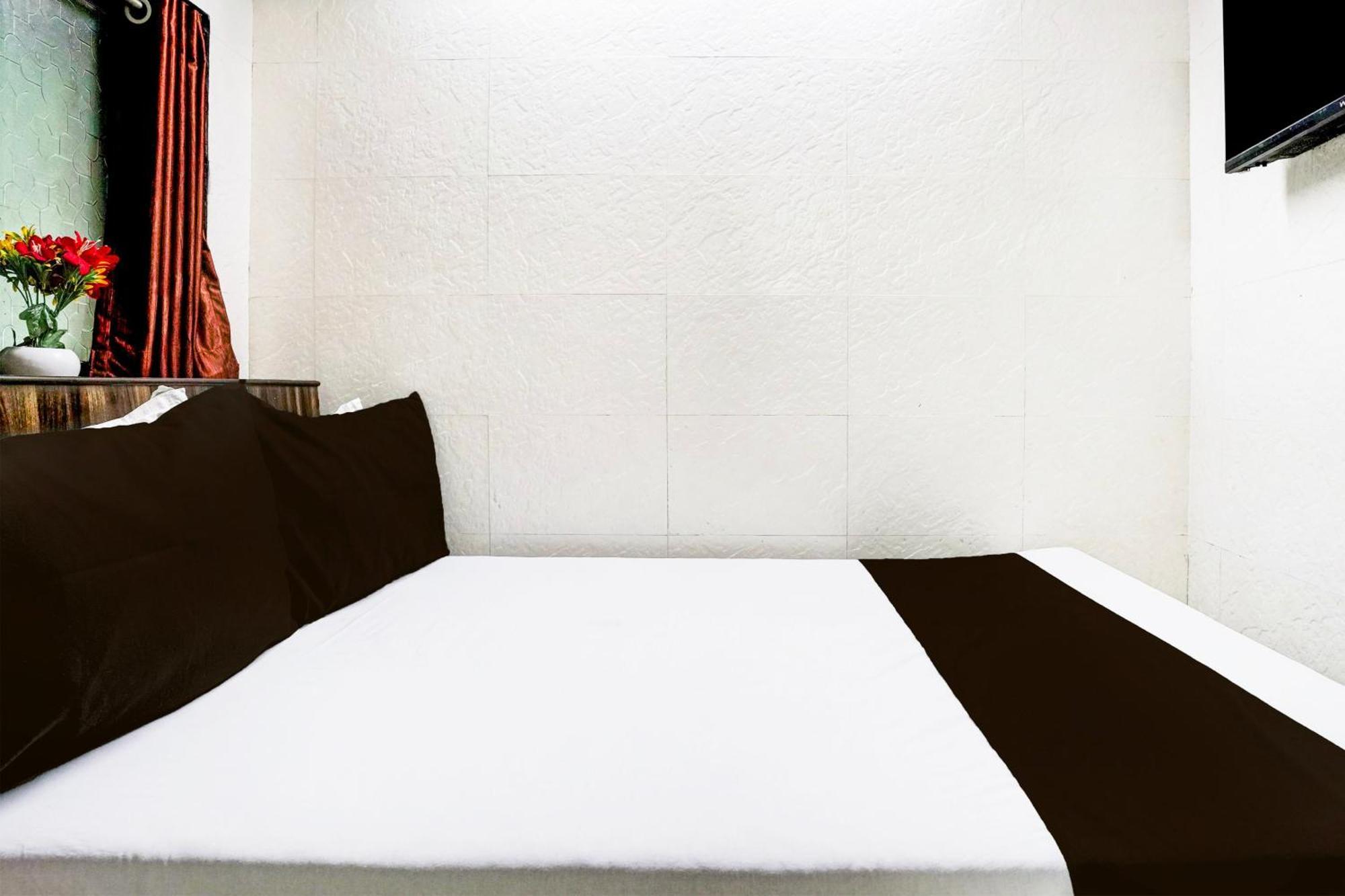 Super Hotel O Dombivali Formerly Pk Lodging Dombivli Екстериор снимка